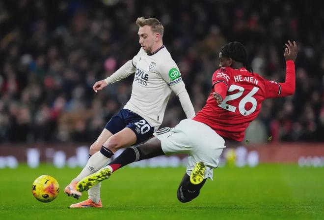 随着皇马0-2塞尔塔，一战证明三大事实，阿隆索基本失败，离下课已不远（皇马0-2负于塞尔塔：三大真相浮现，阿隆索执教受挫，下课倒计时开启）