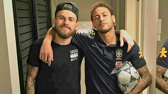 韦甘特告别迈阿密国际：我曾与世界上最好的球员们一起踢球（韦甘特与迈阿密国际道别：曾与世界顶尖球员并肩作战）