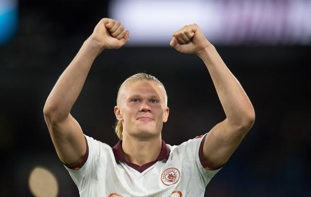 莱万：失去袖标很难过，但感受到了球迷的爱；不恨普罗别日（莱万：失去队长袖标令人难受，但我感受到了球迷的爱；对普罗别日无恨）