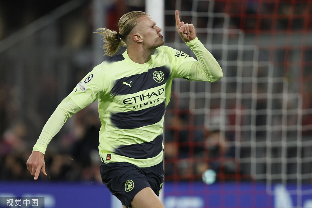 每体：DV9接近与米兰达成协议，巴萨已基本放弃引进前者（每体：DV9接近与米兰敲定加盟，巴萨基本放弃追逐）