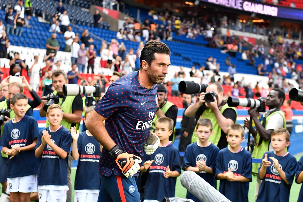 萨拉赫：我不是球队问题所在，不认为自己会再和斯洛特沟通（萨拉赫：球队问题不在我，不太可能再与斯洛特沟通）