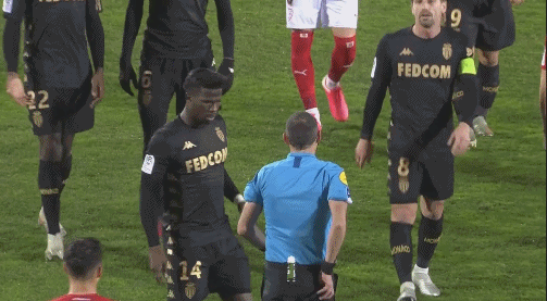 西海岸区领导：中超各队运营都很困难，政府部门必须要支持（西海岸区领导称中超俱乐部运营艰难，呼吁政府部门加大支持）