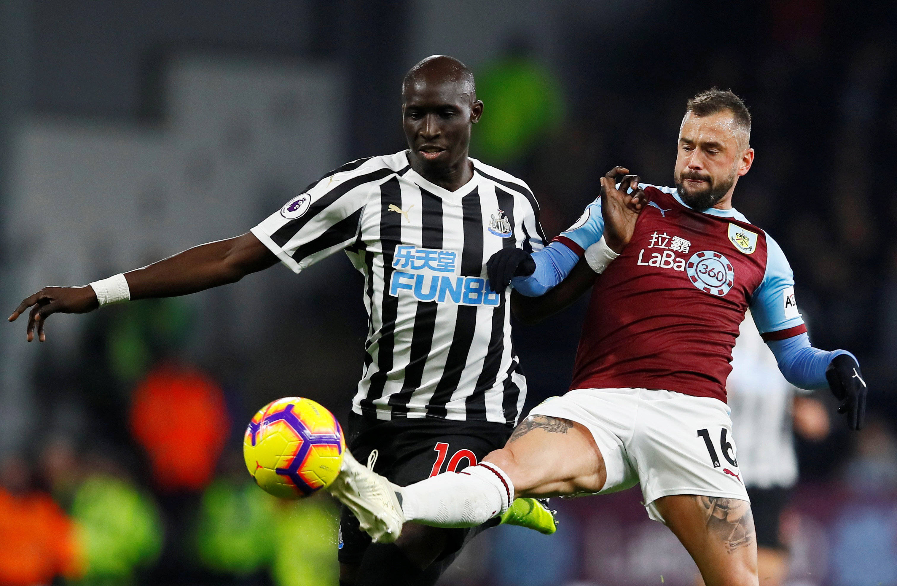 韩媒：热刺计划12月邀请孙兴慜回主场看球，并将安排特别仪式（韩媒称热刺拟于12月邀孙兴慜回主场观赛并举行特别仪式）