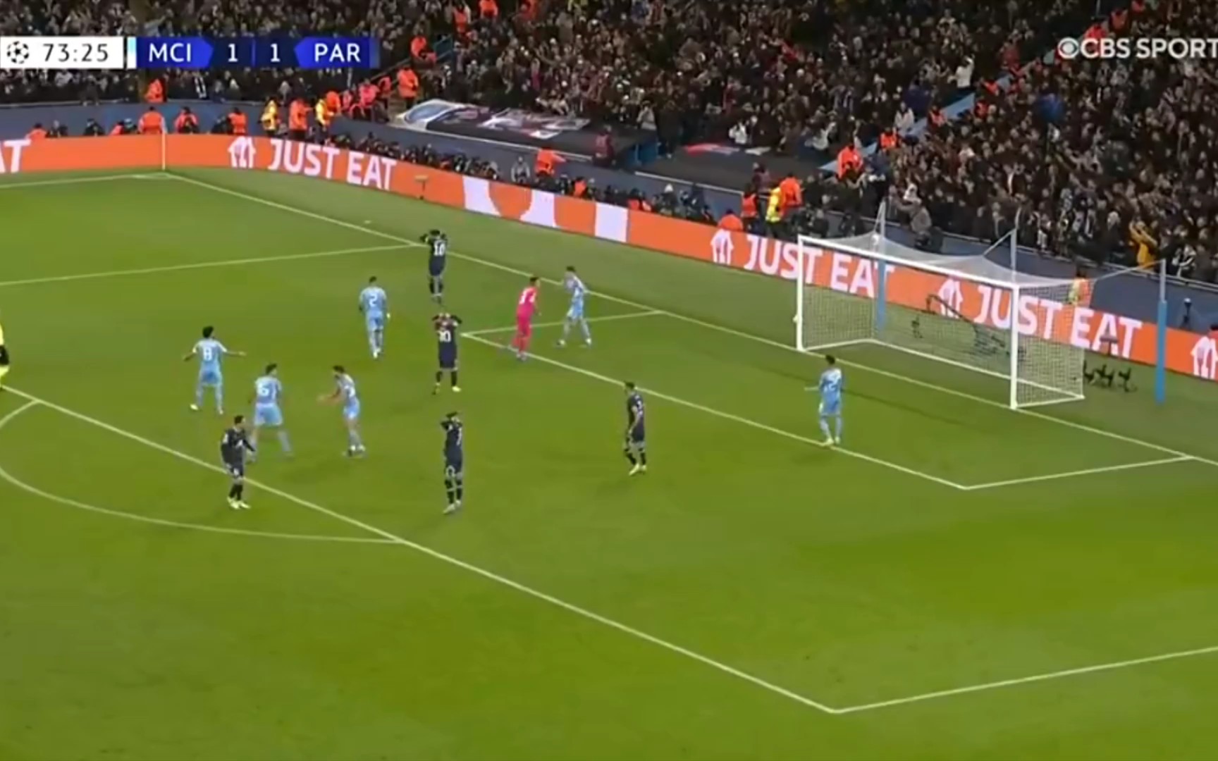 TA分析3-5-2阵型：从翼卫驱动到双锋美学，弱队逆袭制胜之道（TA深析3-5-2：翼卫引擎配双锋体系，弱队翻身取胜的攻略）