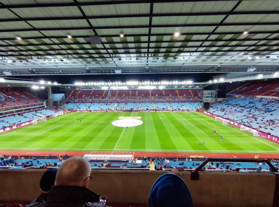 懂球帝12周年120大瞬间1／4决赛：德拜梅磊包揽，谁将杀出半区？（懂球帝12周年120瞬间八强：德拜梅磊霸榜，半区出线花落谁家？）