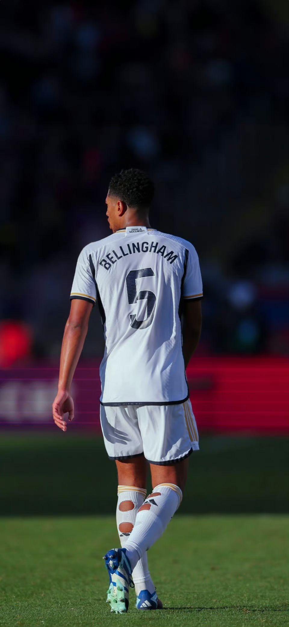 身体素质劲爆！塔克&桑普森新赛季首秀合砍26分11板3助（体能爆棚！塔克和桑普森新赛季首秀合砍26分11板3助）